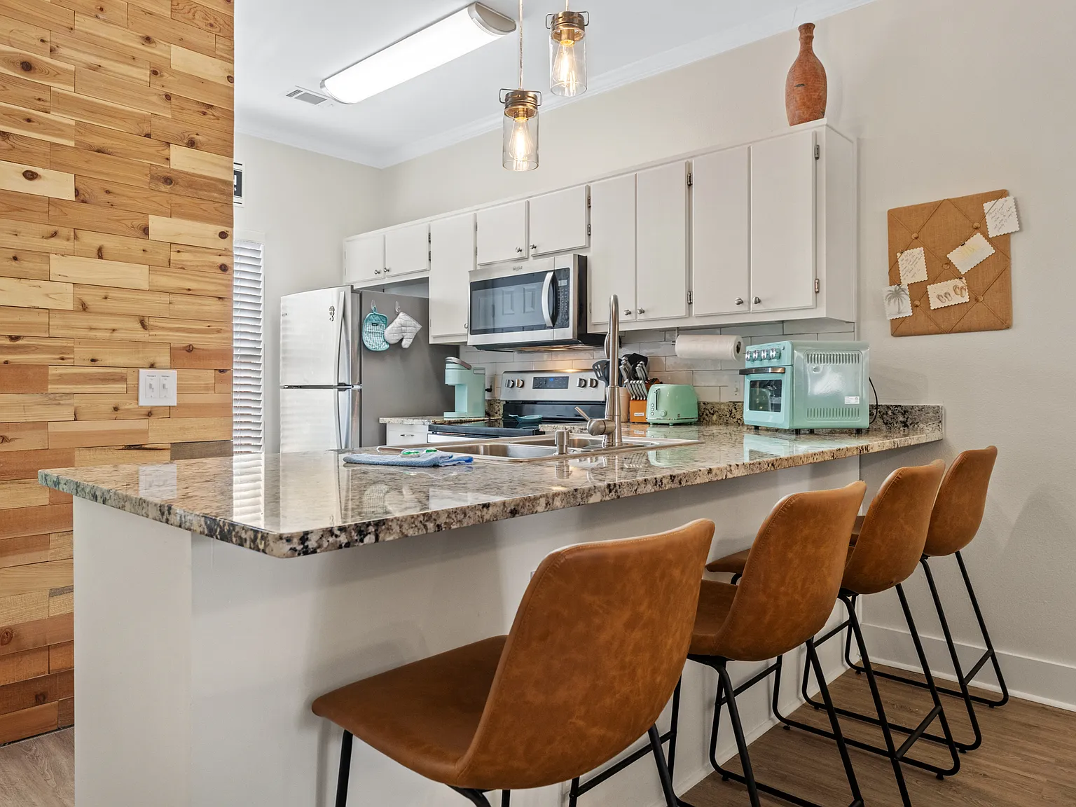 450 S Geronimo St — Photo 2