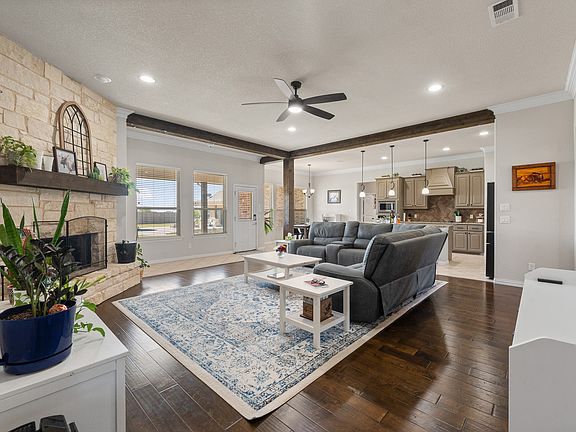 3rd image of 7925 Grassland Dr