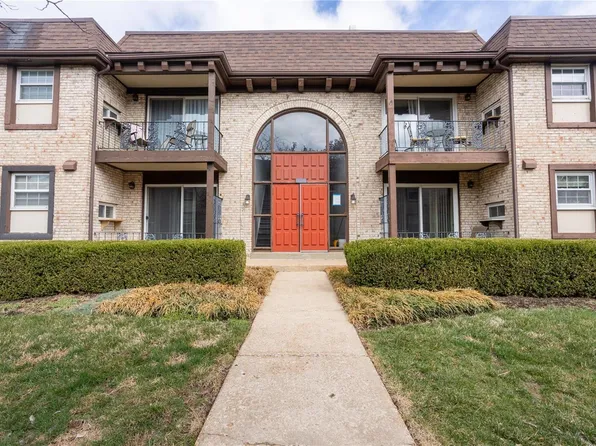 11921 Villa Dorado Dr APT F, Saint Louis, MO 63146