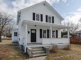 8 Lenox Ave, West Warwick, RI 02893