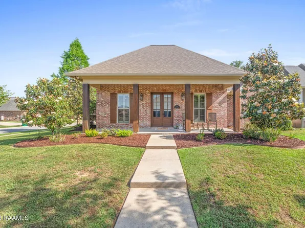 101 Olivewood Dr, Lafayette, LA 70508
