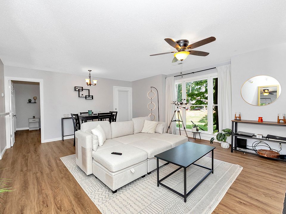 1st image of 4953 Pine St NW #1
