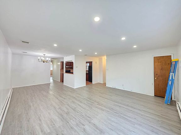 4th image of 2166 70th St APT 3