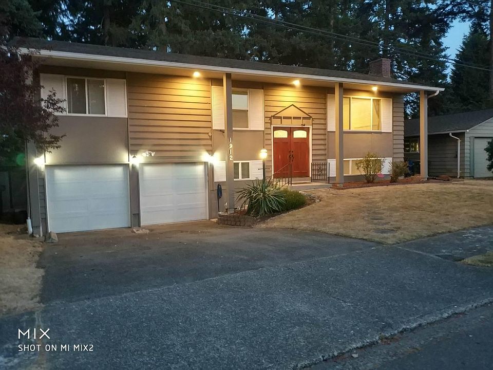 1st image of 1912 163rd Ave NE