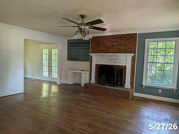 2nd image of 163 Hillcrest Dr