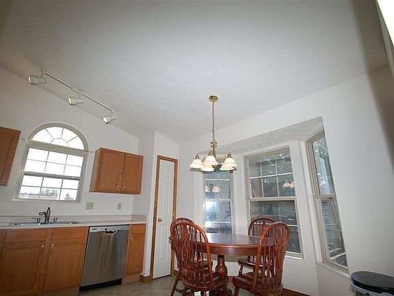 5th image of 1209 Cannonball Way