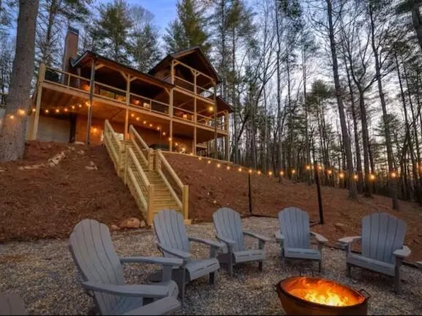 58 Papa Bear Path, Blue Ridge, GA 30513