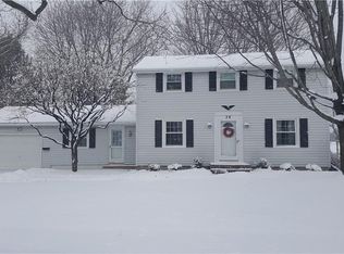 26 Eventide Ln, Rochester, NY 14617