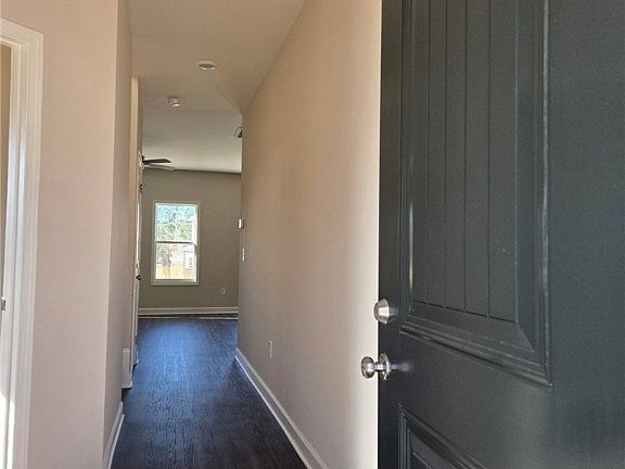 5th image of 64 Onslow Ct