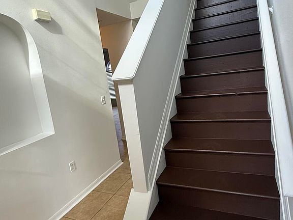 2nd image of 5525 Ortega Park Blvd