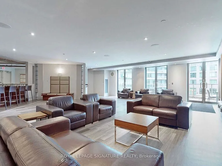 373 Front St W #2305 — Photo 16