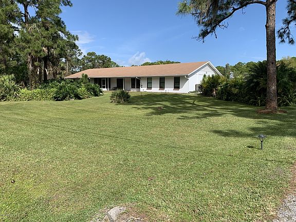 2nd image of 1702 Cypress Lake Dr