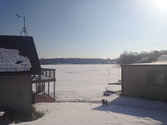 100 ft. lake frontage