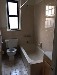 Rented by Roberto Guilbet, LREB