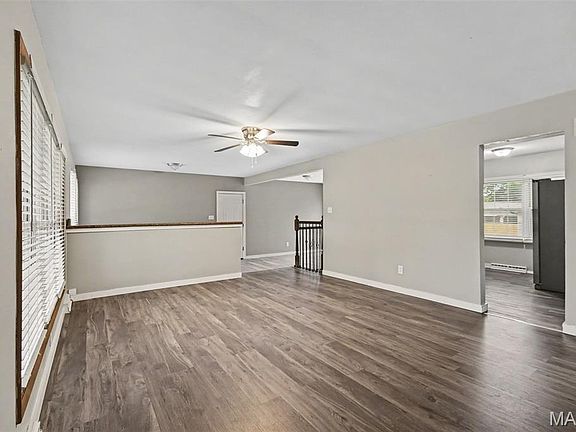 3rd image of 6706 Vineland Dr