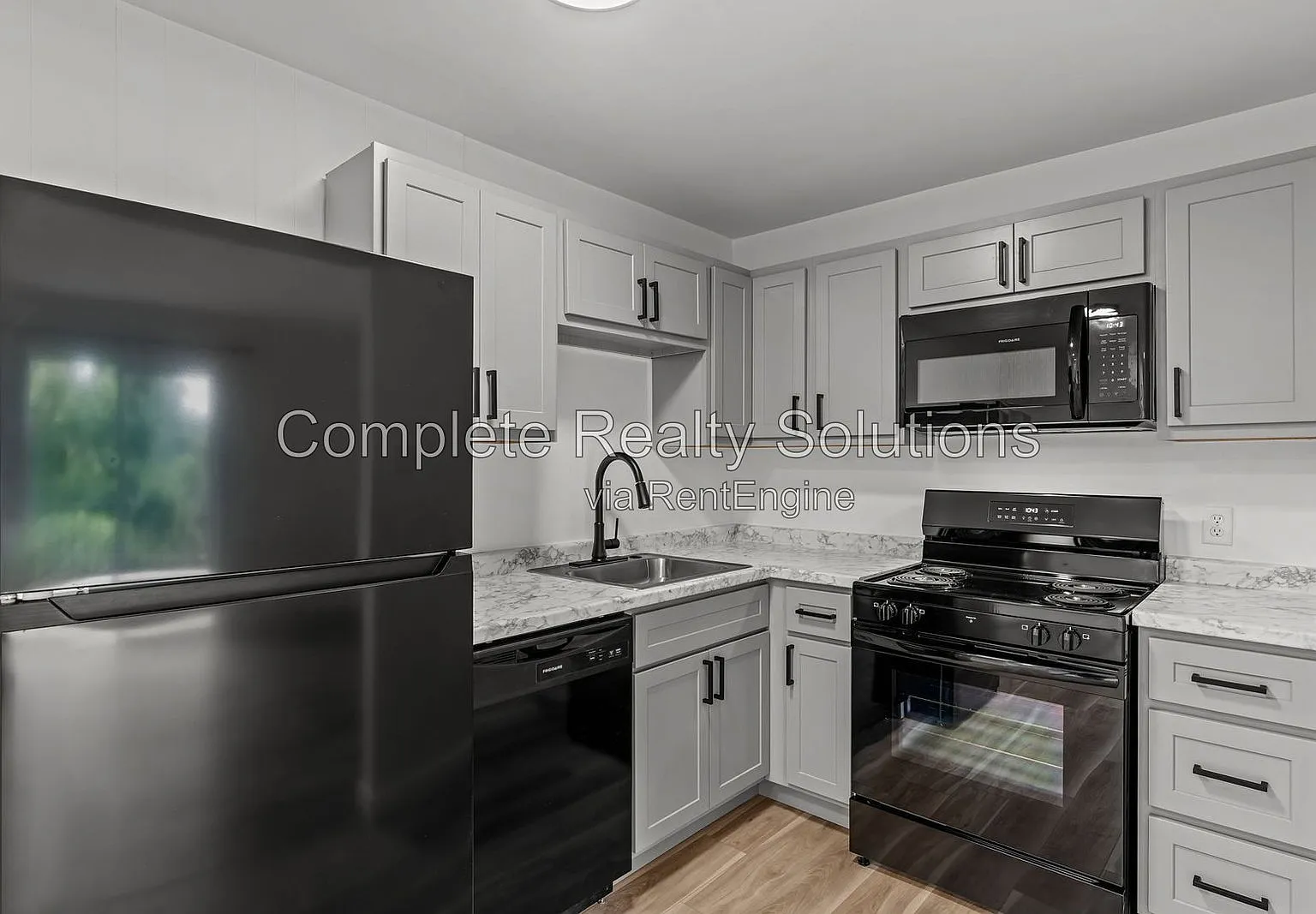 1 bed, 1.0 bath, 675 sqft, $850 — Photo 3