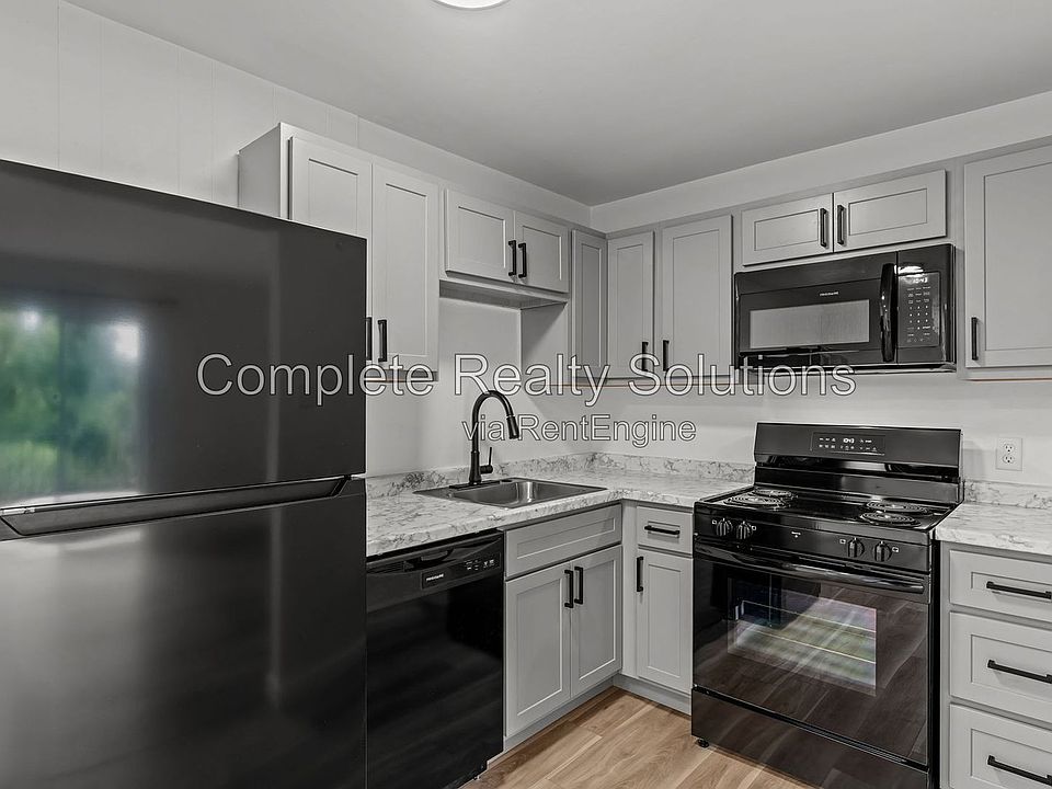 1st image of 2543 Mary Ave APT G