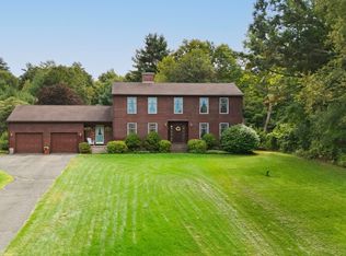 9 Labrie Ln, Holyoke, MA 01040