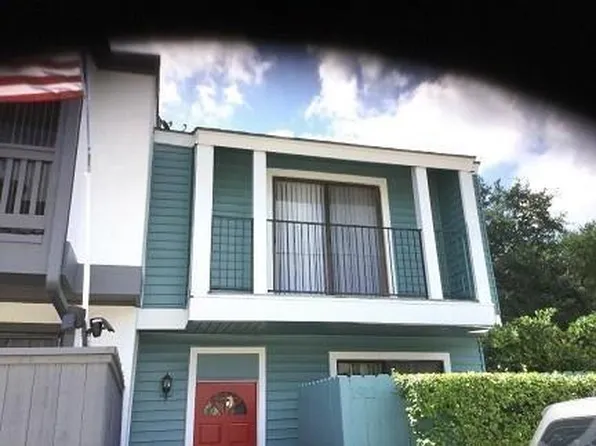1911 Clipper Ct, Willis, TX 77318