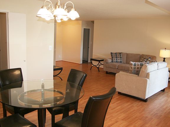 3rd image of 8370 Greensboro Dr APT 123