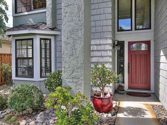 3rd image of 4221 Briarglen Dr