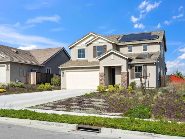 185 Tanoak St, Hollister, CA 95023