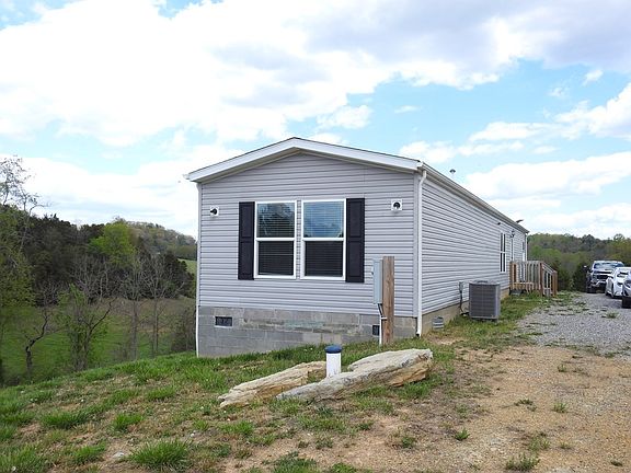 4th image of 3636 Pine Run Rd