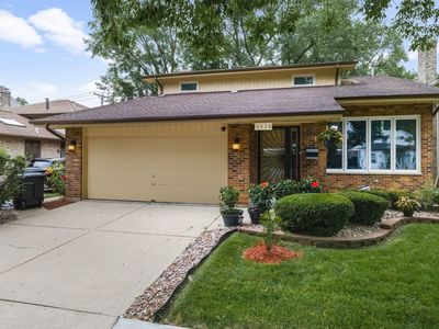 9838 S Beverly Ave, Chicago, IL, 60643