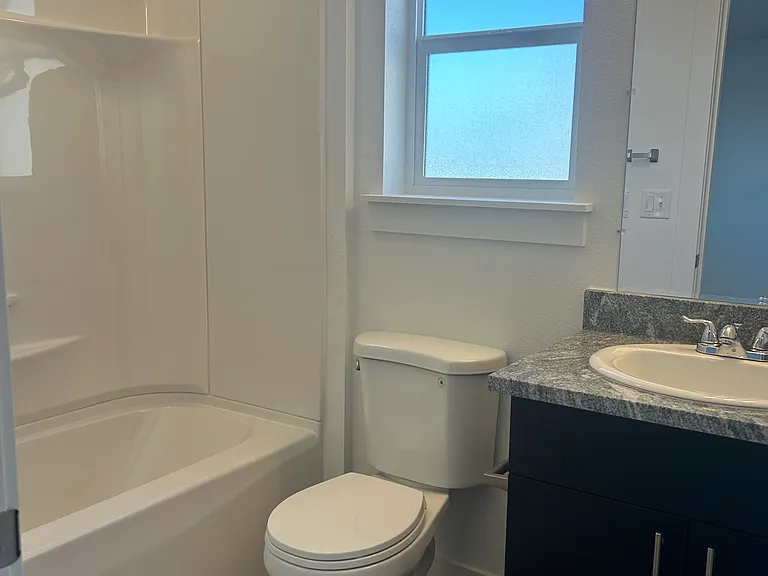 1790 McFarland Ave #C — Photo 5