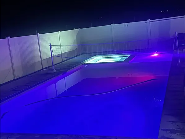 13975 Barker Rd, Apple Valley, CA 92307