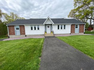 28 Decota Dr, Randolph, MA 02368