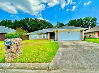 6048 Suntan Cir, Pensacola, FL 32526