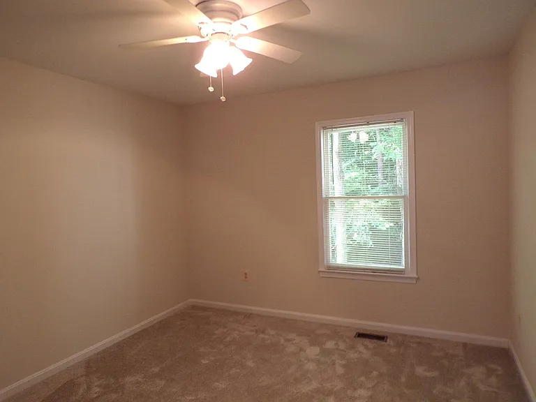 8305 Ridge Crossing Ln — Photo 14