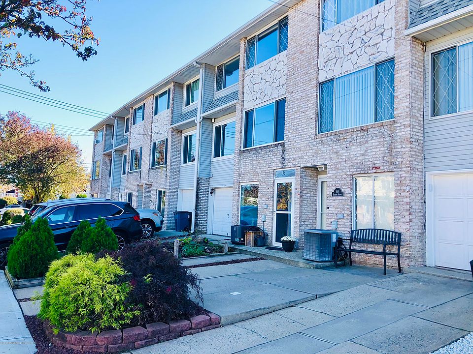 1st image of 66 Brandis Ave