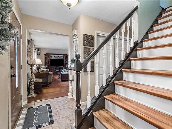 5th image of 3107 Julie Dr