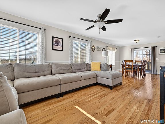2nd image of 20 Colonial Heights Road