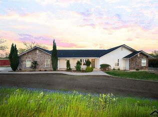 15790 Skyline Dr, Red Bluff, CA 96080