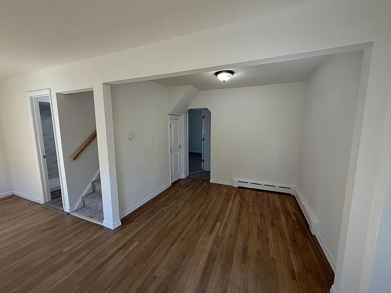Pansy Rd — Photo 10