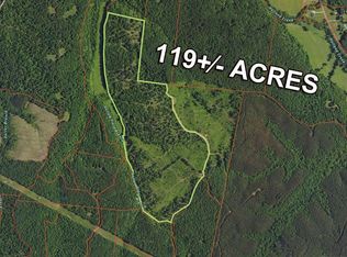 410 Megan Ln, Savannah, TN 38372