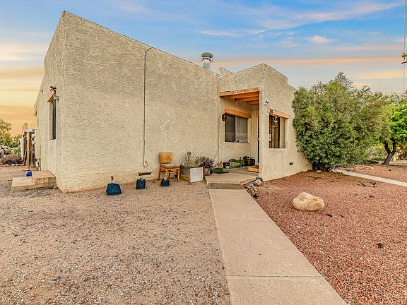 5th image of 3339 E Blacklidge Dr