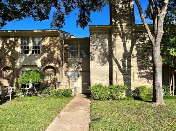 705 Towne House Ln, Richardson, TX 75081
