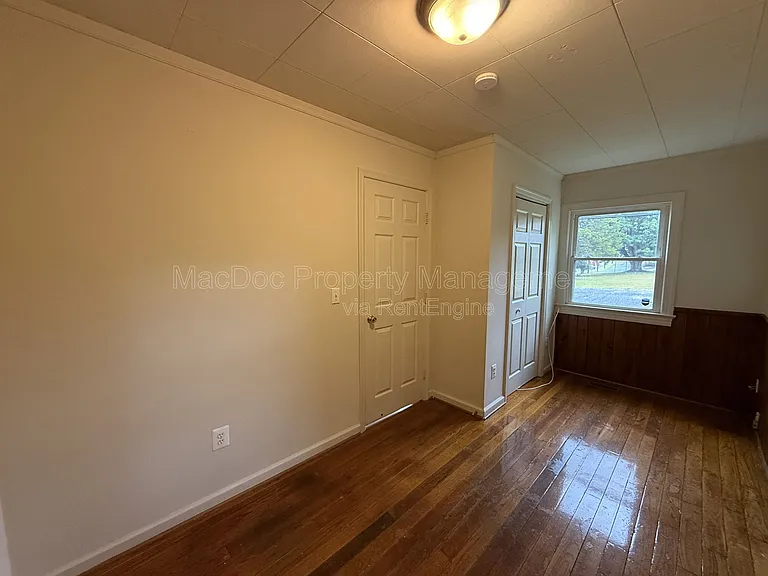503 Pratt St — Photo 9