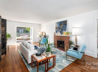 303 Country Club Rd, Asheville, NC 28804