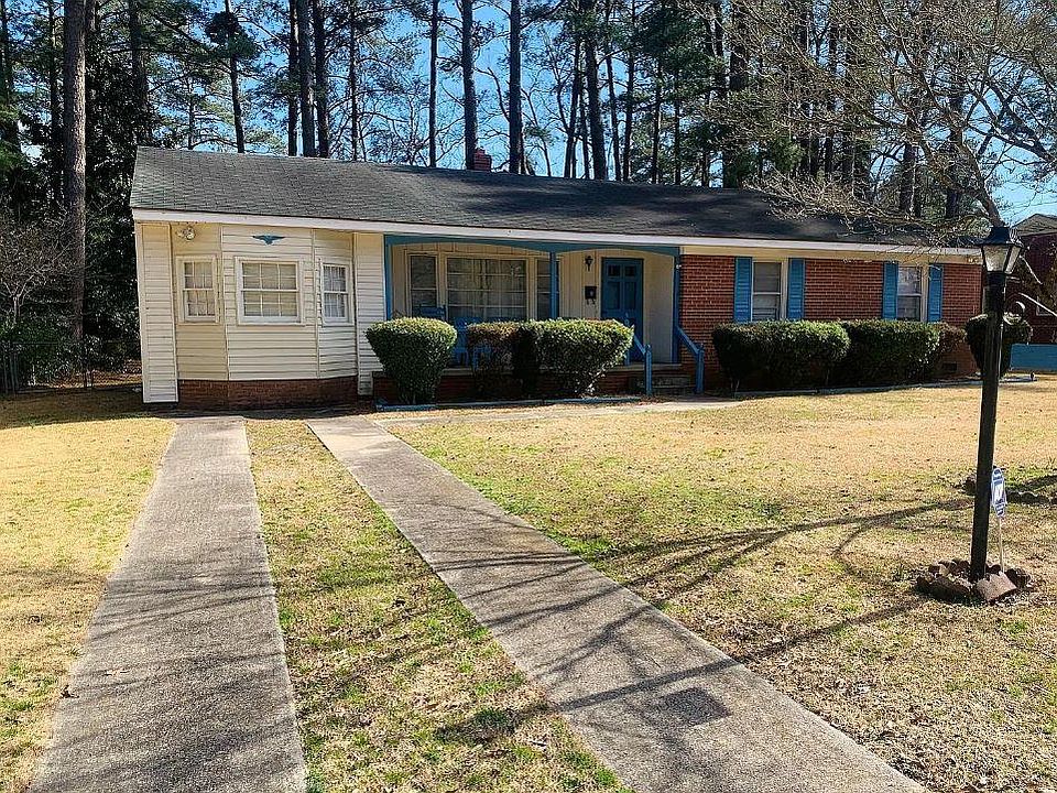 1st image of 917 Cedarbrook Dr