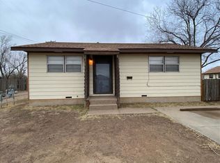 514 E 12th St, Dumas, TX 79029