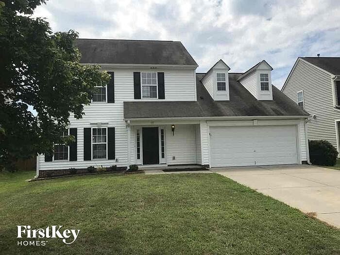 1st image of 137 Crestwood Dr