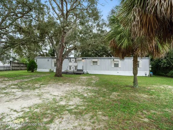 7140 Sealawn Dr, Spring Hill, FL 34606