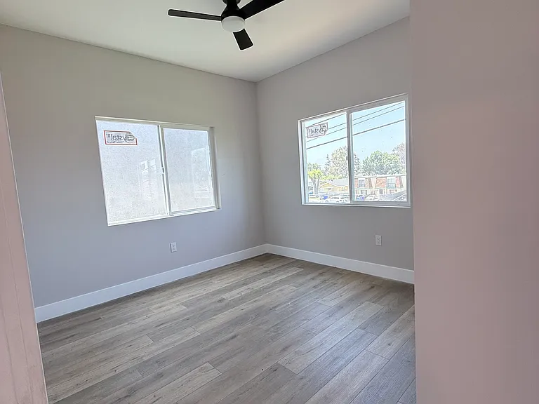 440 Denby St #4 — Photo 7