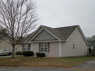 215 Madi Ct, Winston Salem, NC 27107