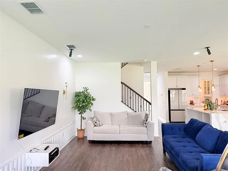 11131 Sundrift Dr — Photo 37